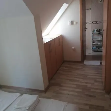 лина съни резиденция три спален Sunny Beach